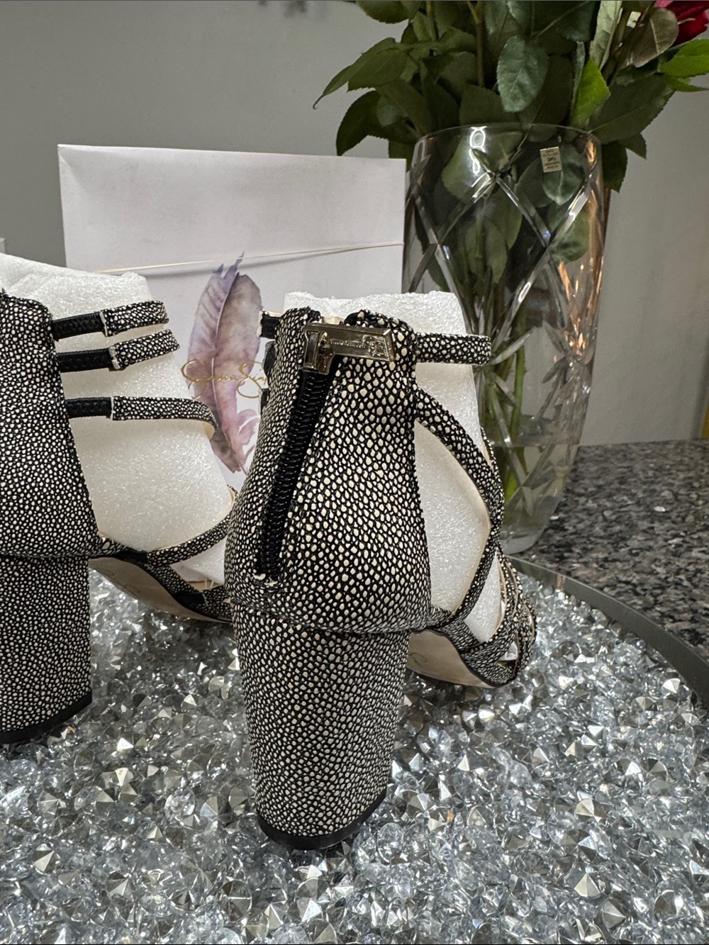 Jessica Simpson Black and Cream Textured Strappy Block Heel Sandal NEW 7 - Picture 9 of 15